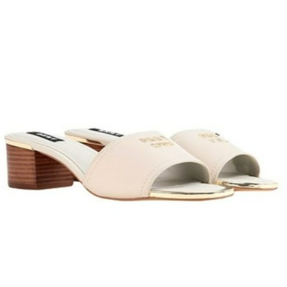 DKNY Fama Logo Dress Sandals NIB SZ 6 - Picture 3 of 11